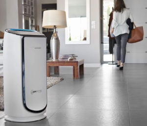Rowenta-Intense-Pure-Air-Connect-XL en habitación